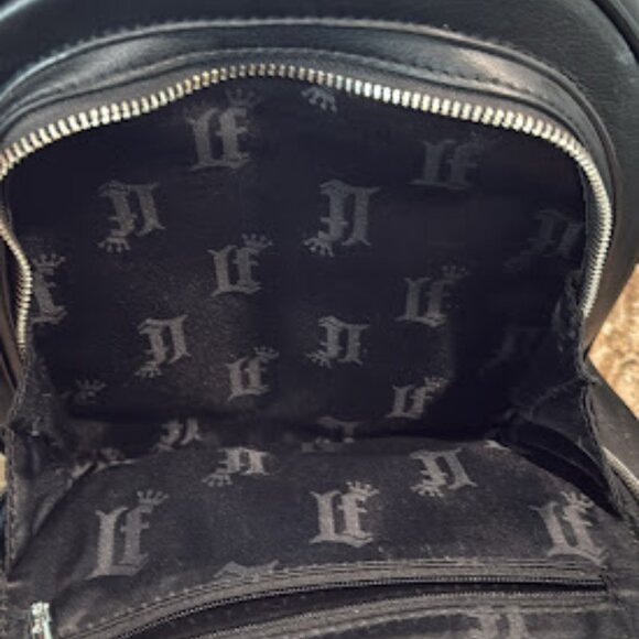 Loungefly backpack - Picture 3 of 4